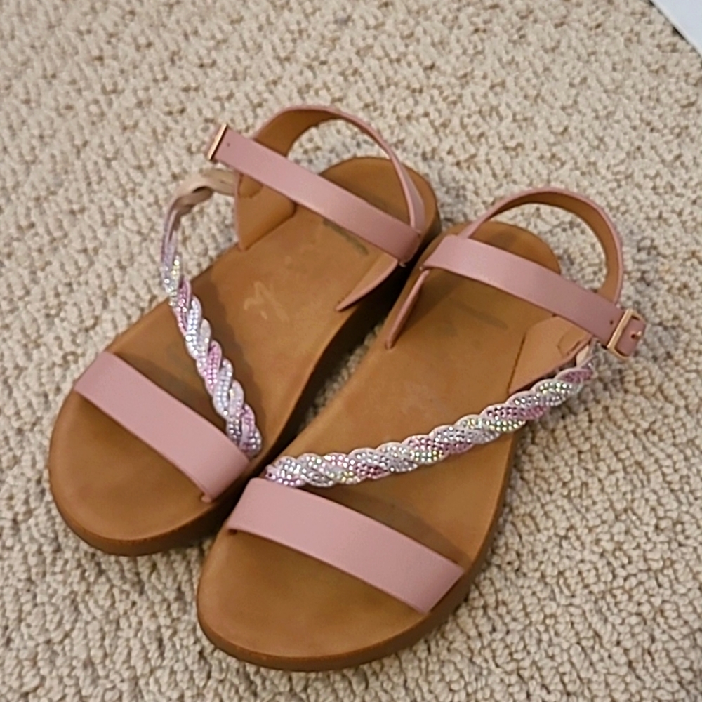 Link Soft Girls Size 1 Pink Sparkly Sandals with tan sole